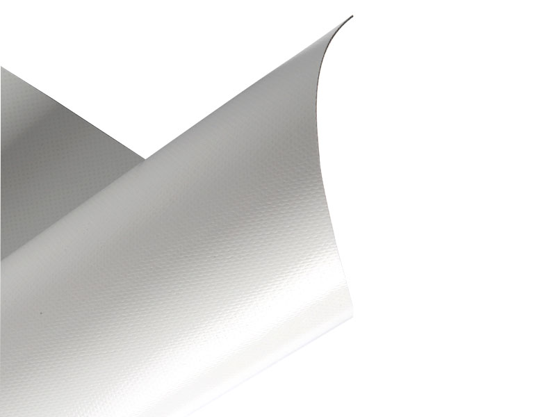 Tissu en polyester enduit de PVC à structure membranaire 900 g/m2 1 000 D30 x 30 Tissu en polyester enduit de PVC à structure membranaire 900 g/m2 1 000 D30 x 30