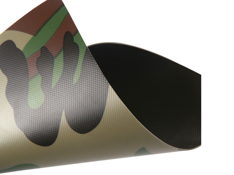 Tissu de bateau gonflable en PVC étanche au camouflage 0,52 mm 650 g/m2 1000D23X23  Tissu de bateau gonflable en PVC étanche au camouflage 0,52 mm 650 g/m2 1000D23X23